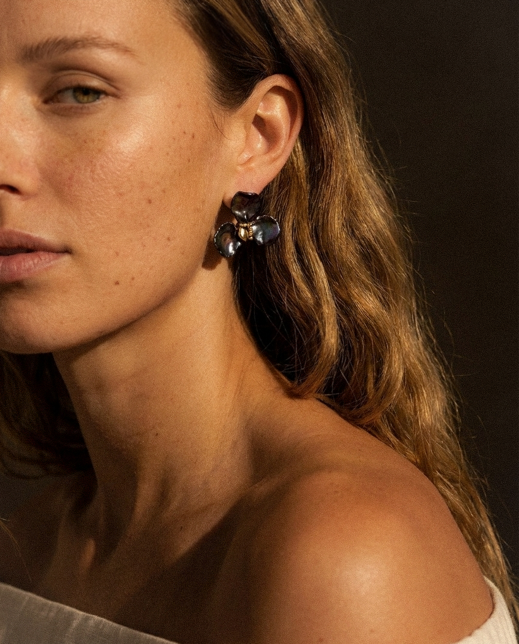 Midnight Bloom Pearl Earrings
