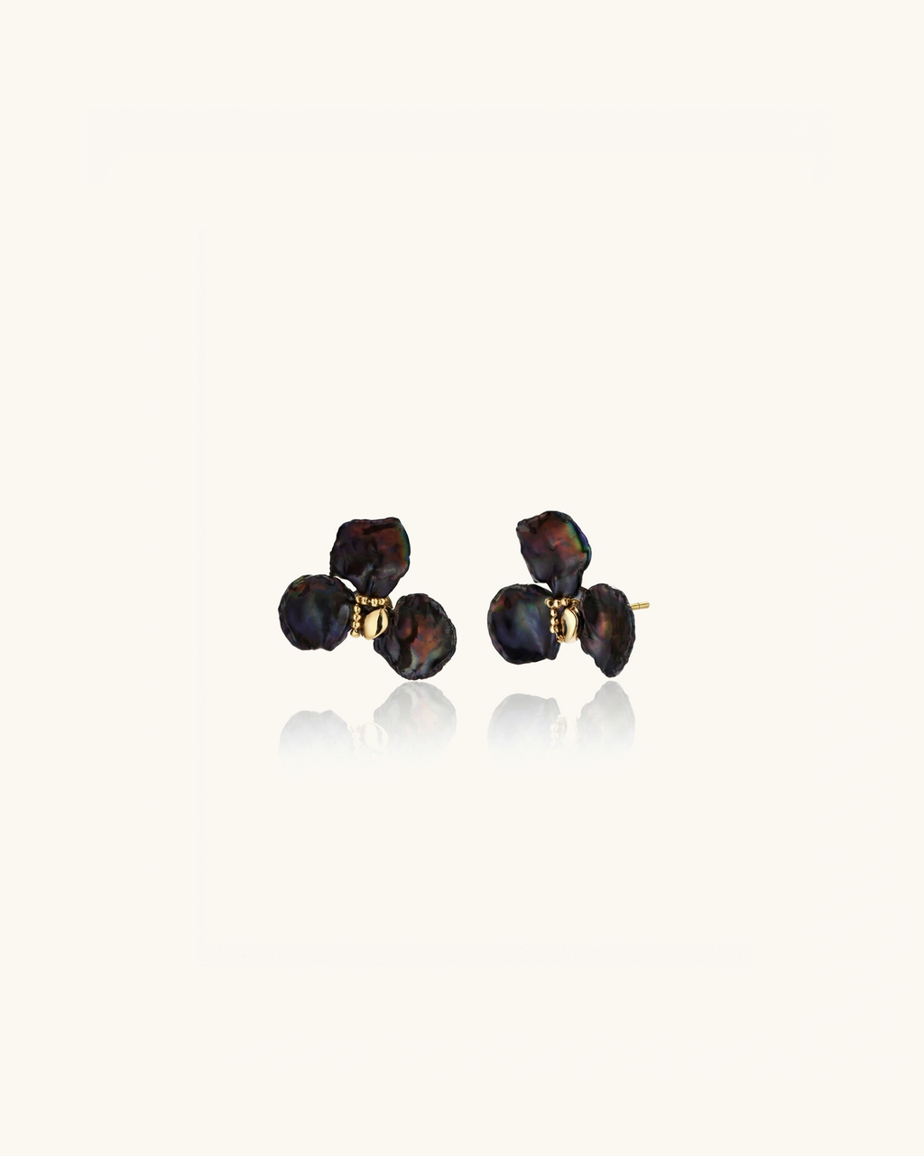 Midnight Bloom Pearl Earrings