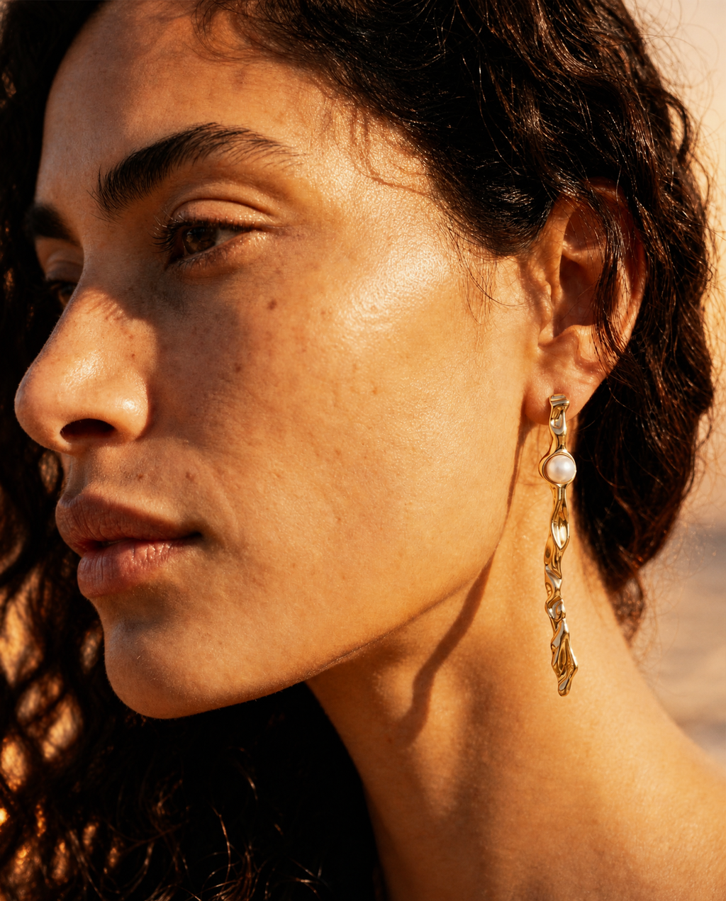 Twisted Flow Pearl Earrings